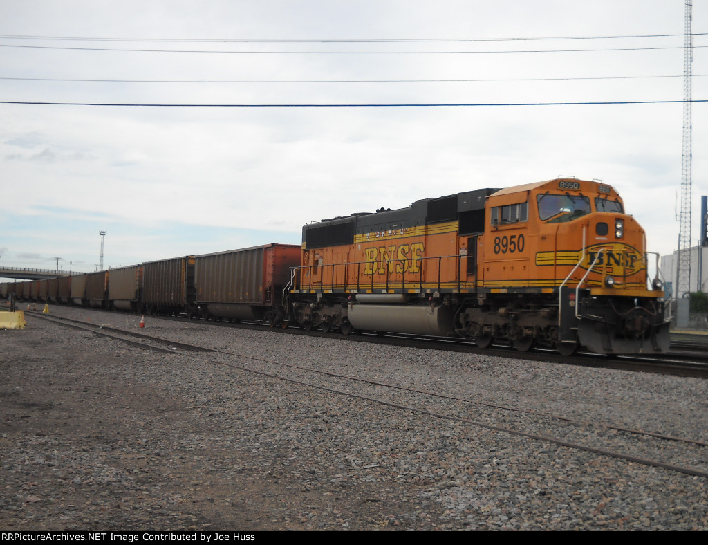 BNSF 8950 DPU